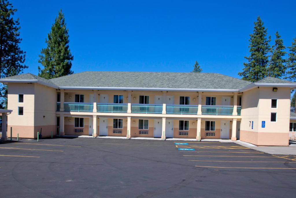 Shasta Pines Motel&Suites Burney Exterior foto