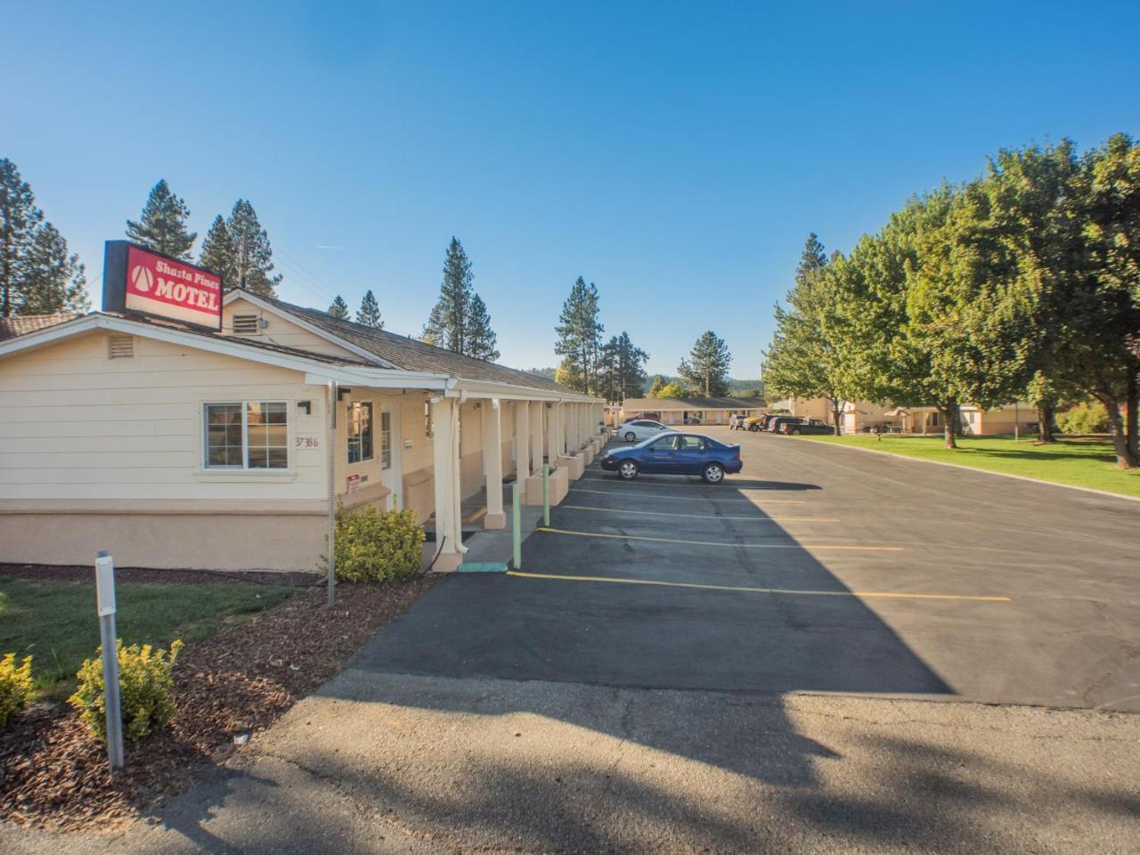 Shasta Pines Motel&Suites Burney Exterior foto